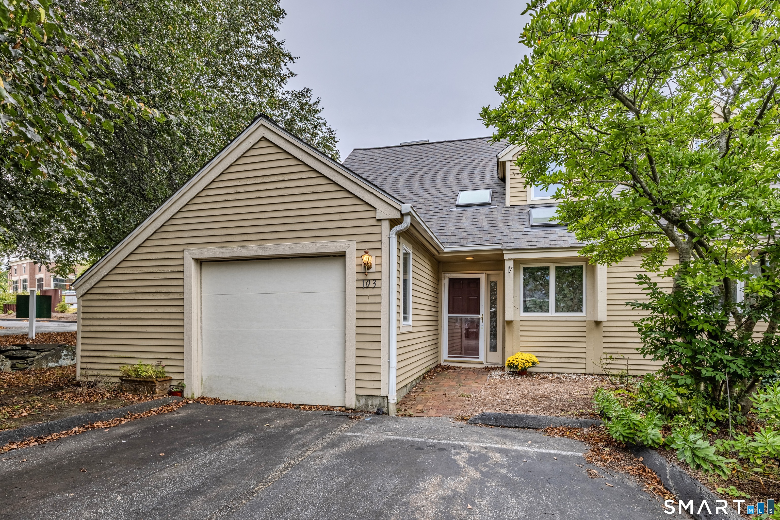 103 Courtyard Lane Mansfield CT 06268