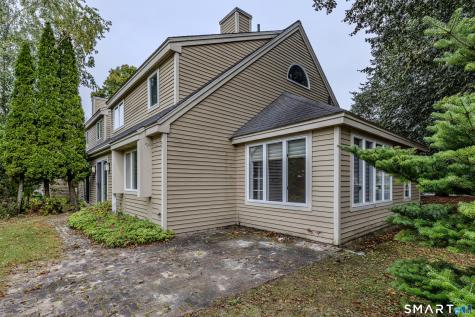 103 Courtyard Lane Mansfield CT 06268