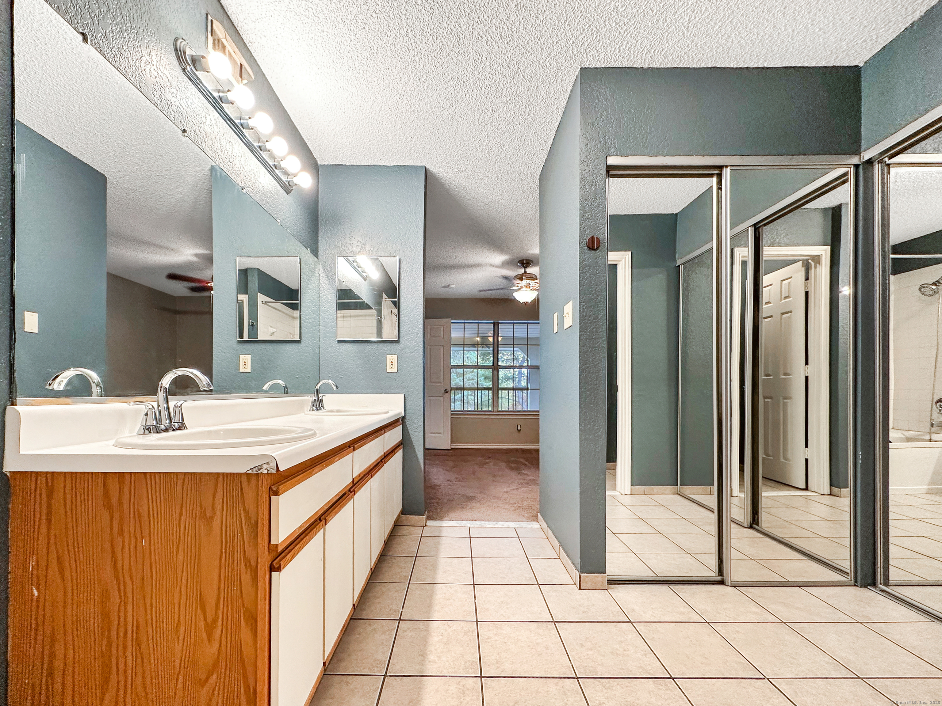 31 High Street East Hartford CT 06118