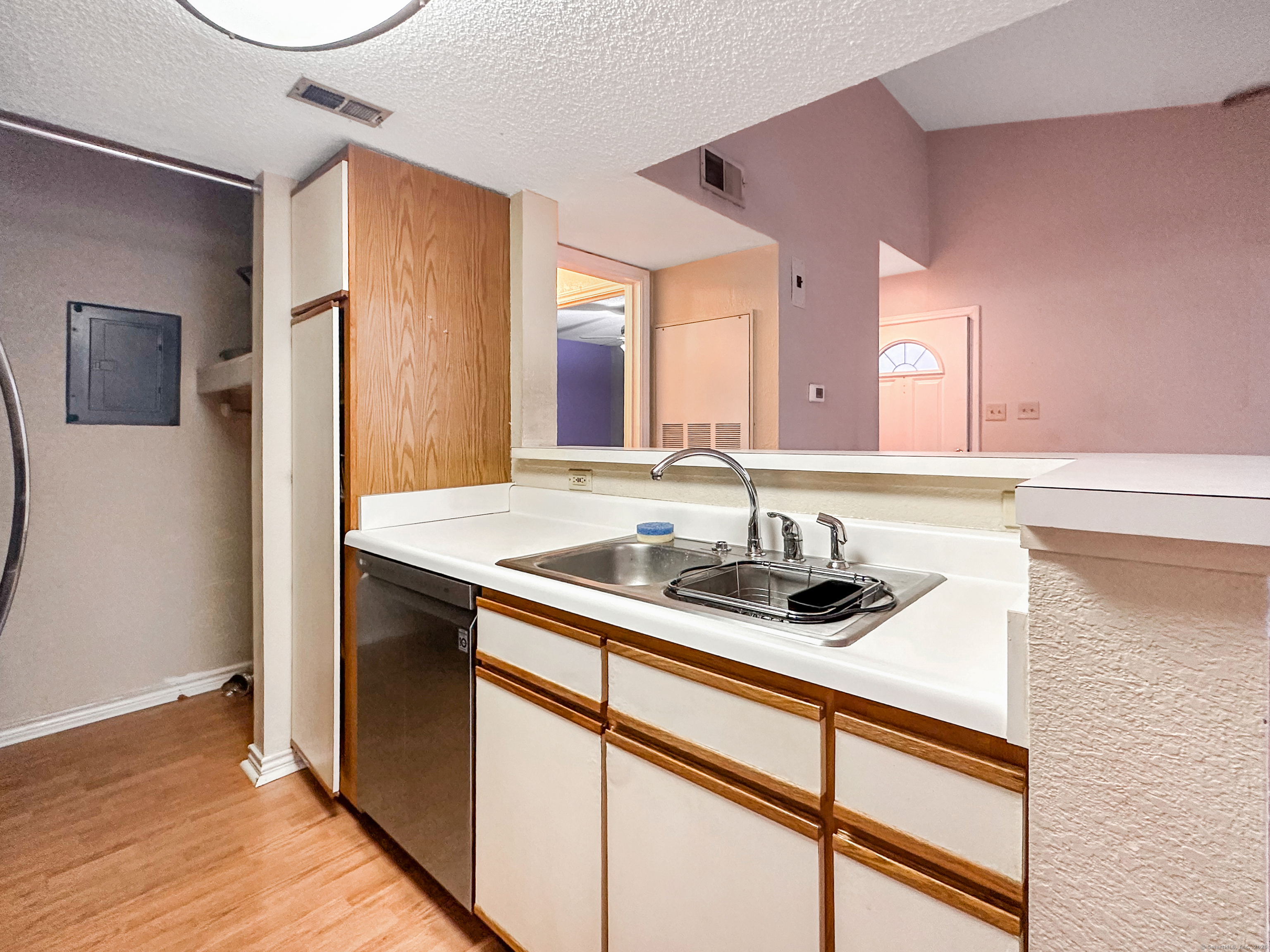 31 High Street East Hartford CT 06118