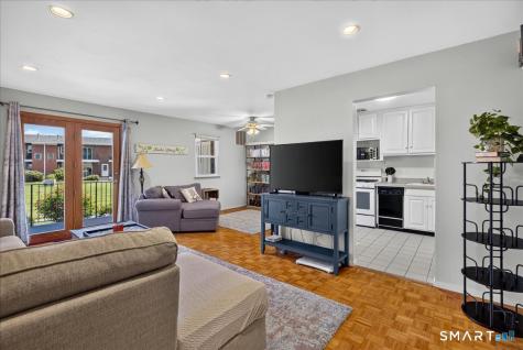 49 East Broadway Milford CT 06460