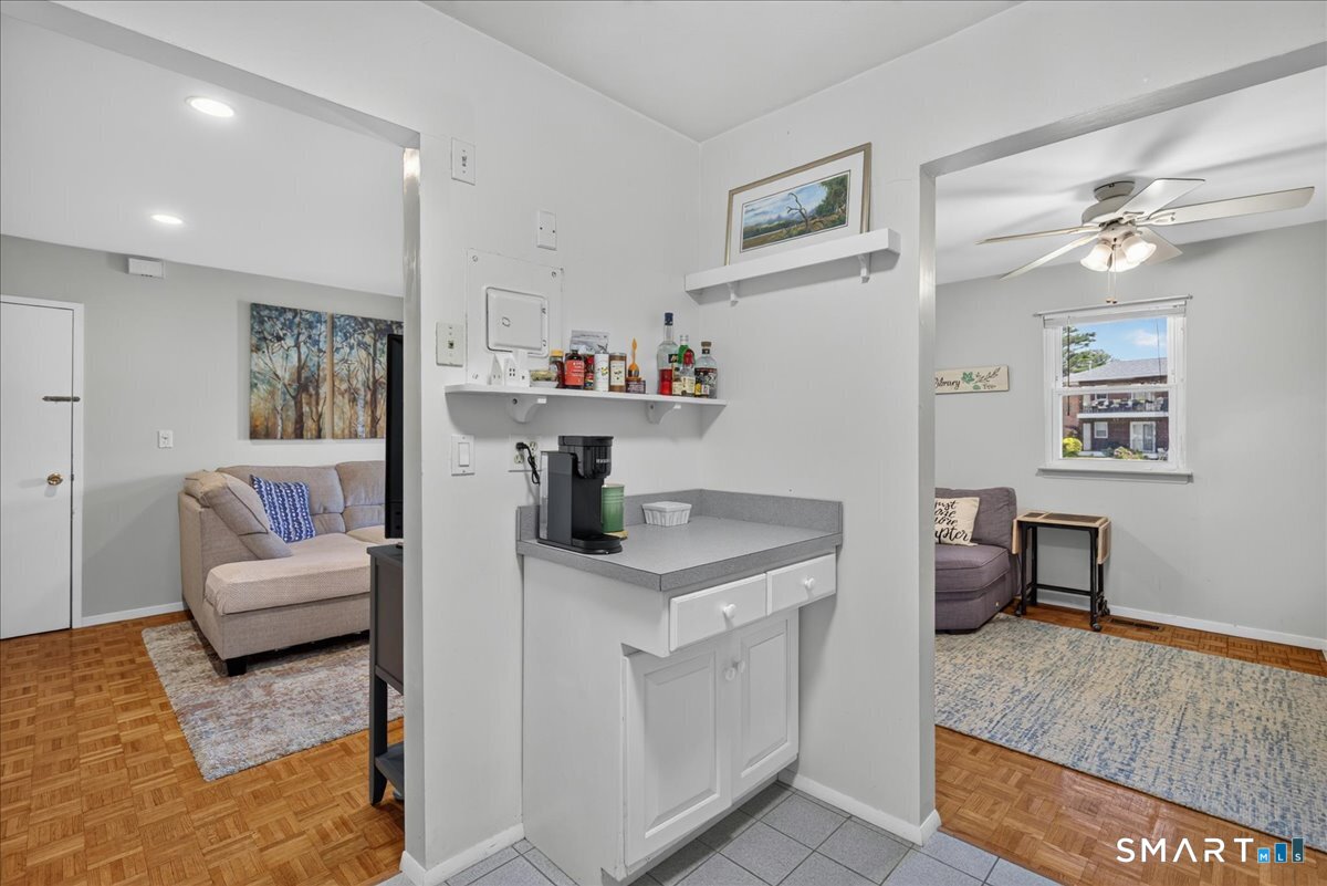 49 East Broadway Milford CT 06460