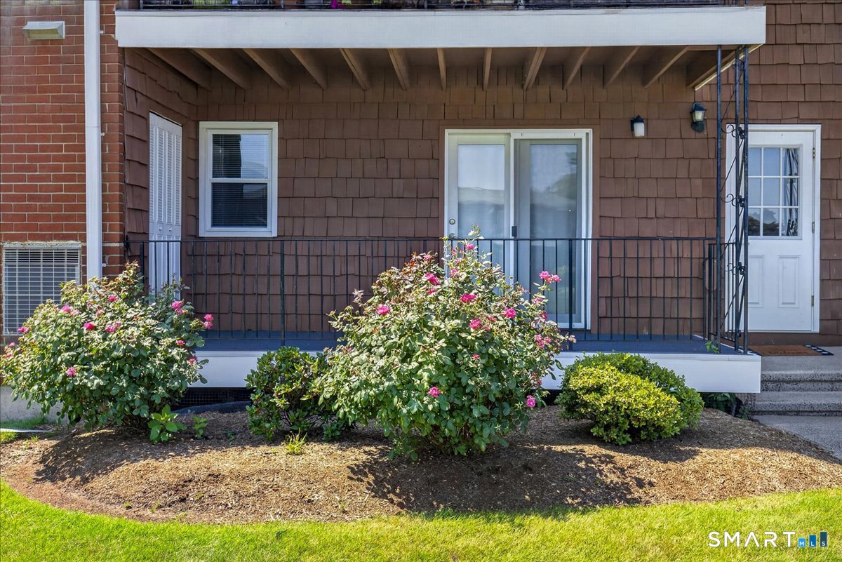 49 East Broadway Milford CT 06460