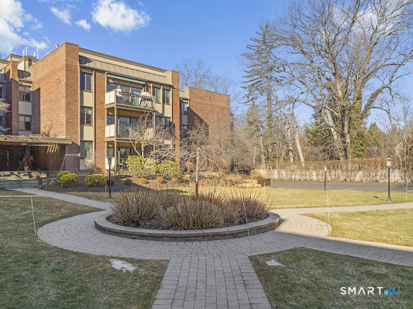 799 Prospect Avenue West Hartford CT 06105