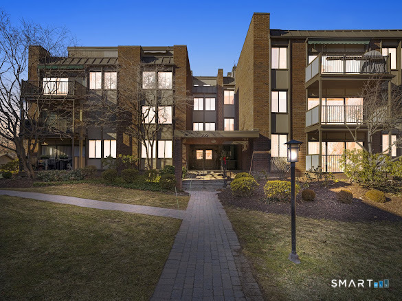 799 Prospect Avenue West Hartford CT 06105