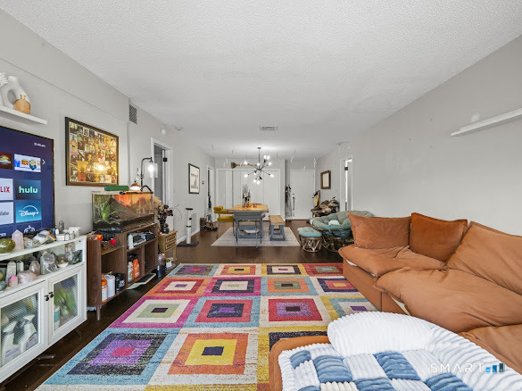 799 Prospect Avenue West Hartford CT 06105