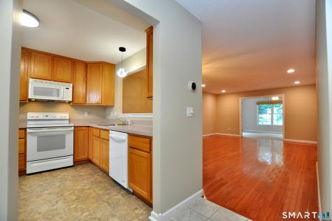 241 Kings Landing Windsor CT 06095