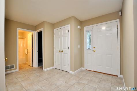 241 Kings Landing Windsor CT 06095