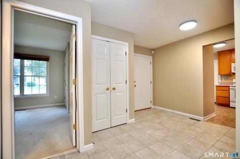 241 Kings Landing Windsor CT 06095