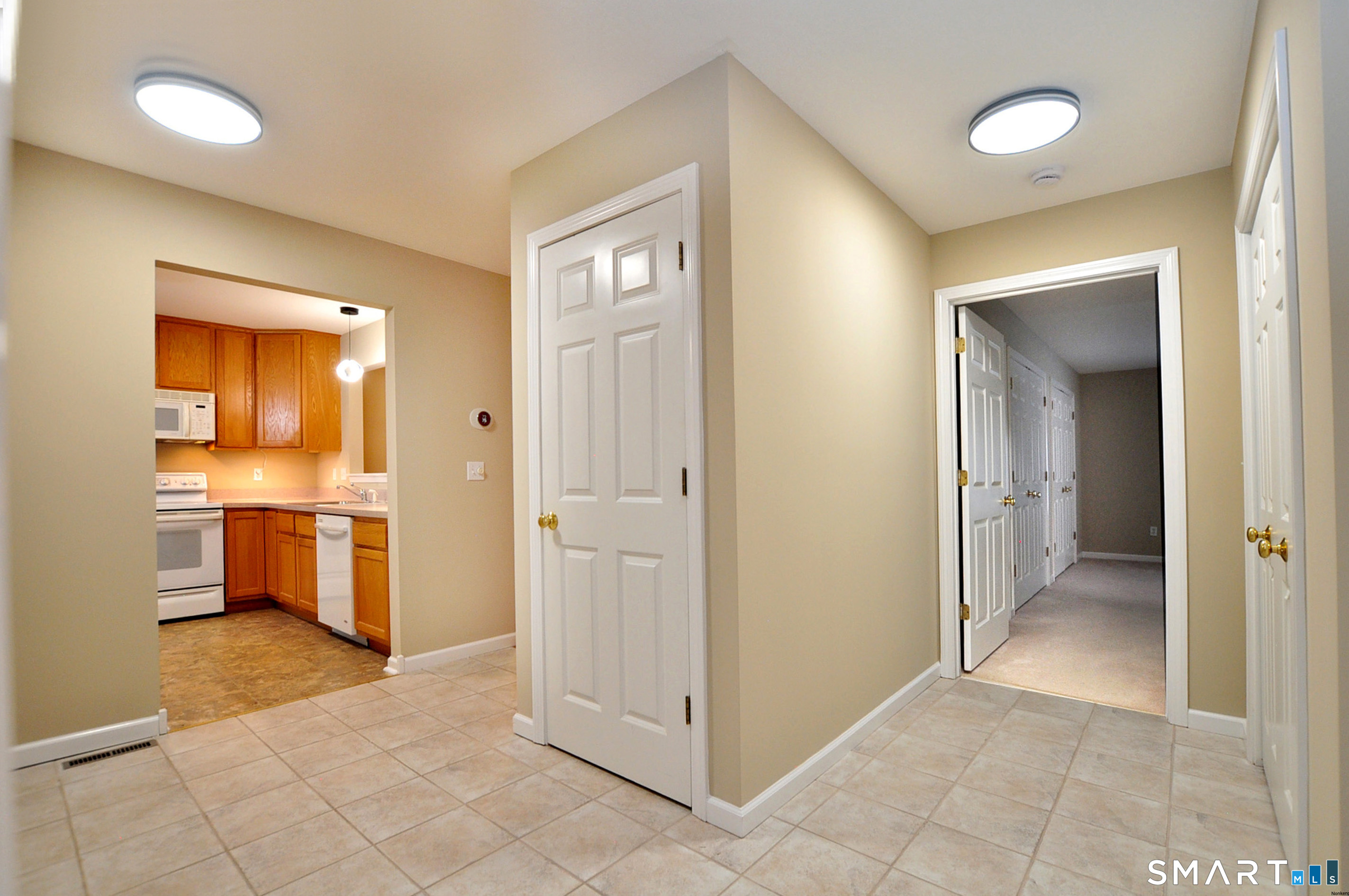 241 Kings Landing Windsor CT 06095
