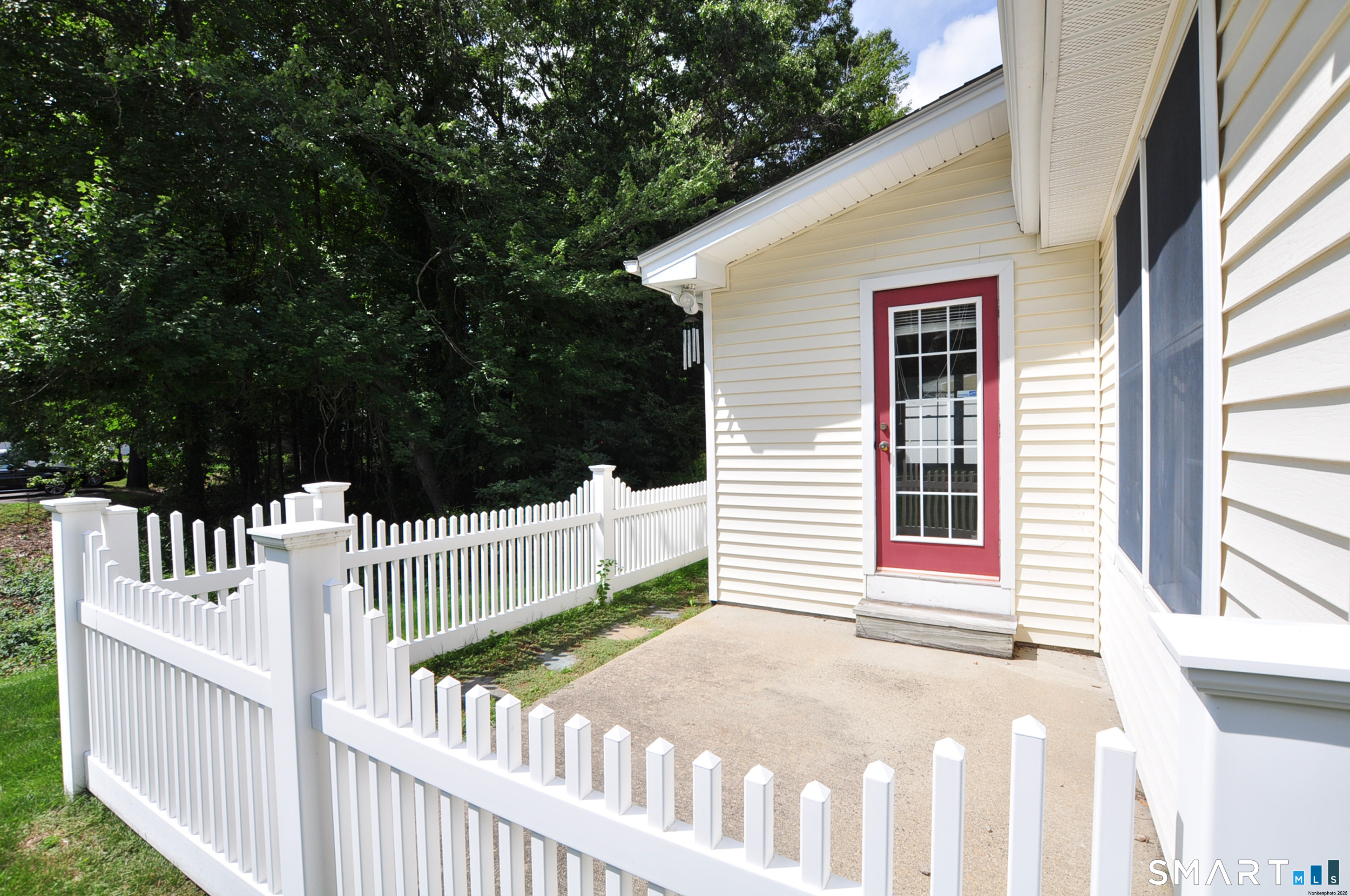 241 Kings Landing Windsor CT 06095
