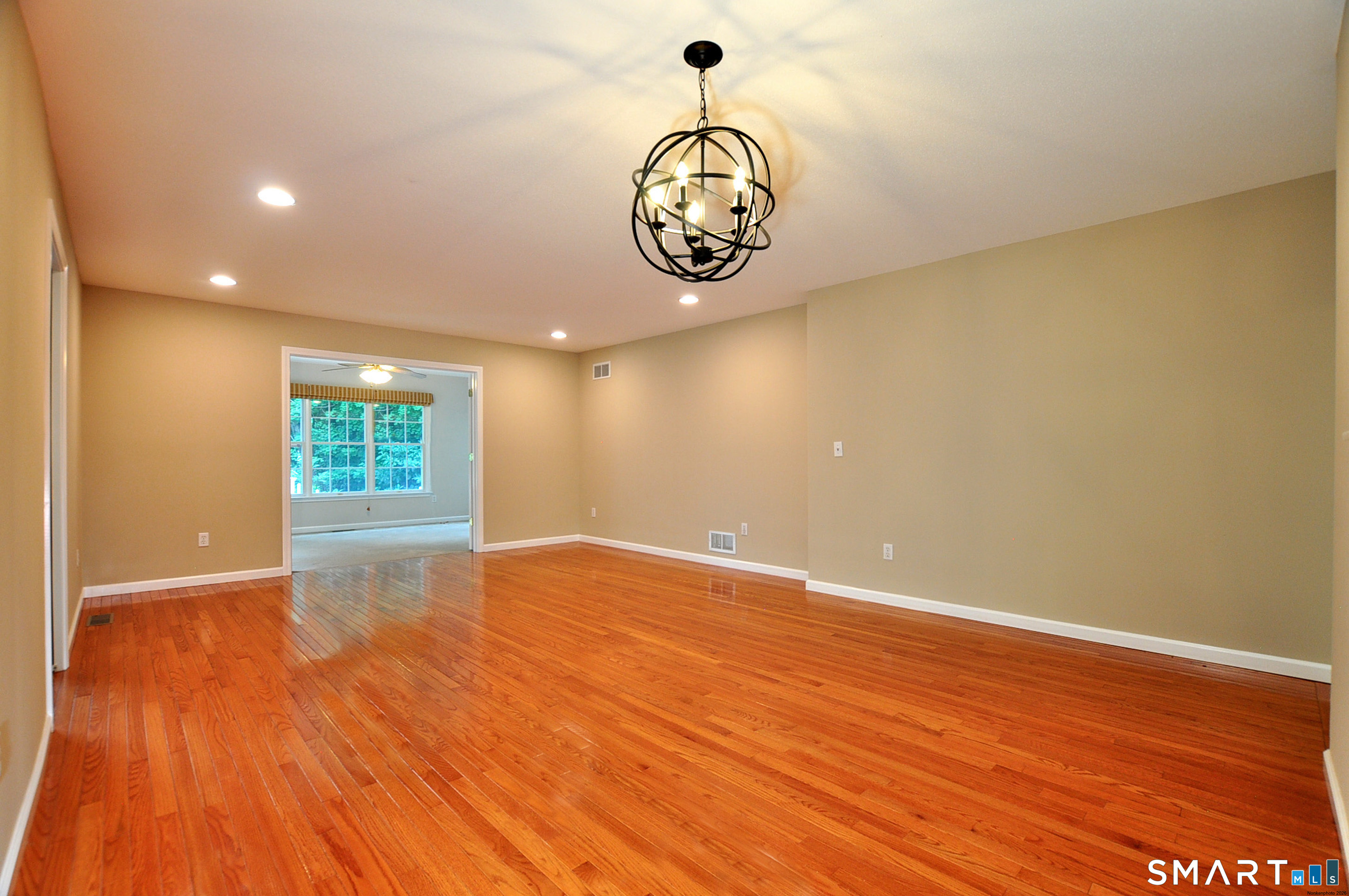 241 Kings Landing Windsor CT 06095