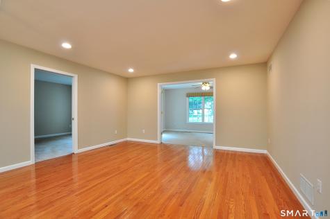 241 Kings Landing Windsor CT 06095