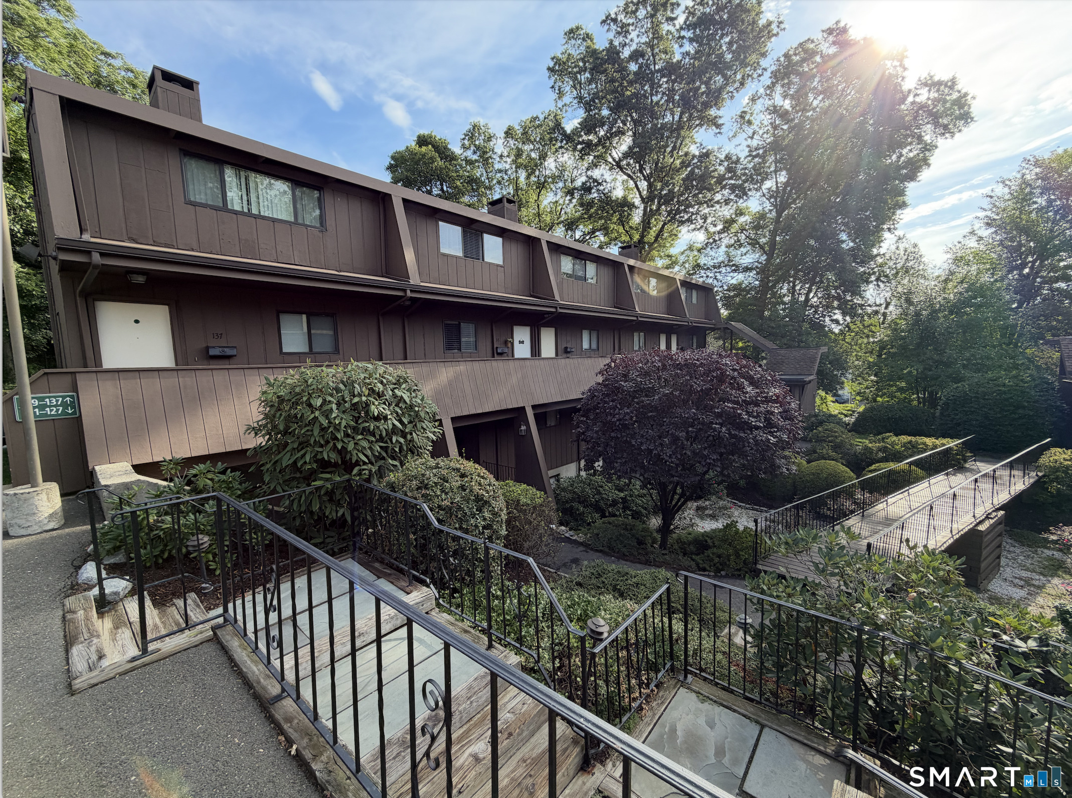 135 Knapps Highway Fairfield CT 06825