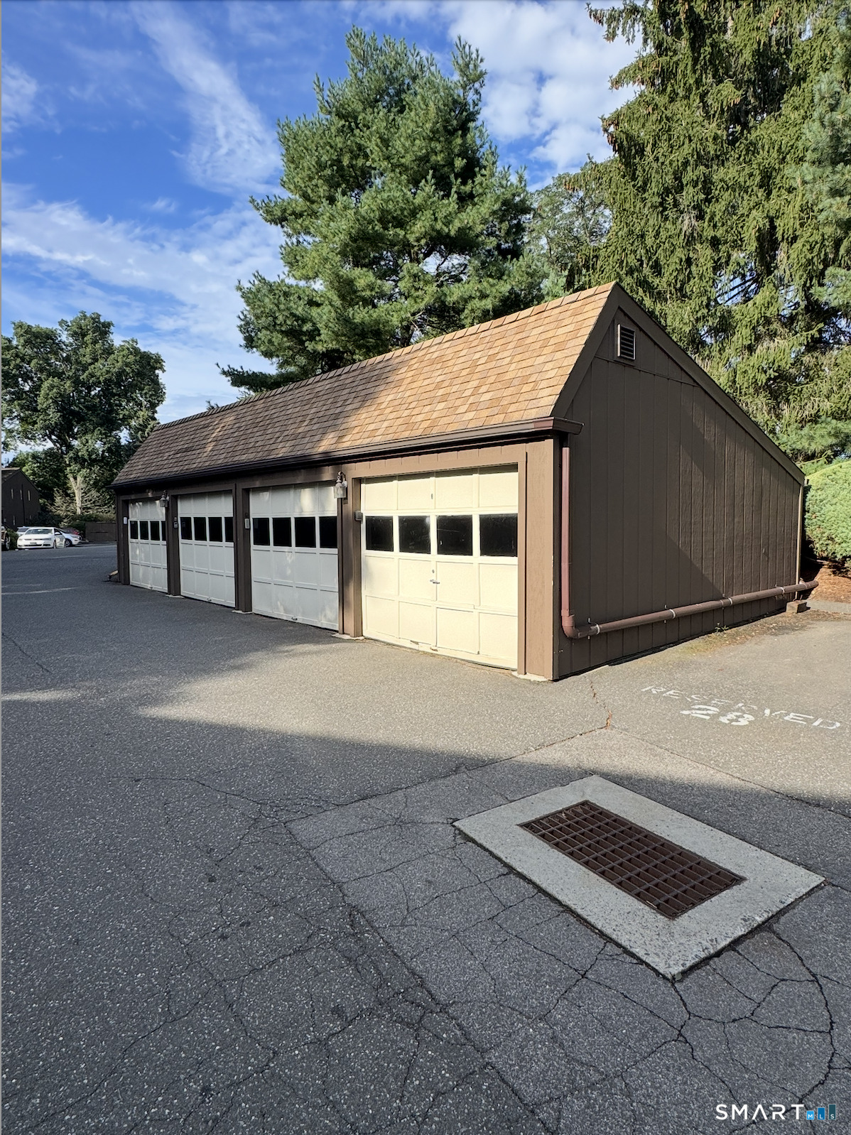 135 Knapps Highway Fairfield CT 06825