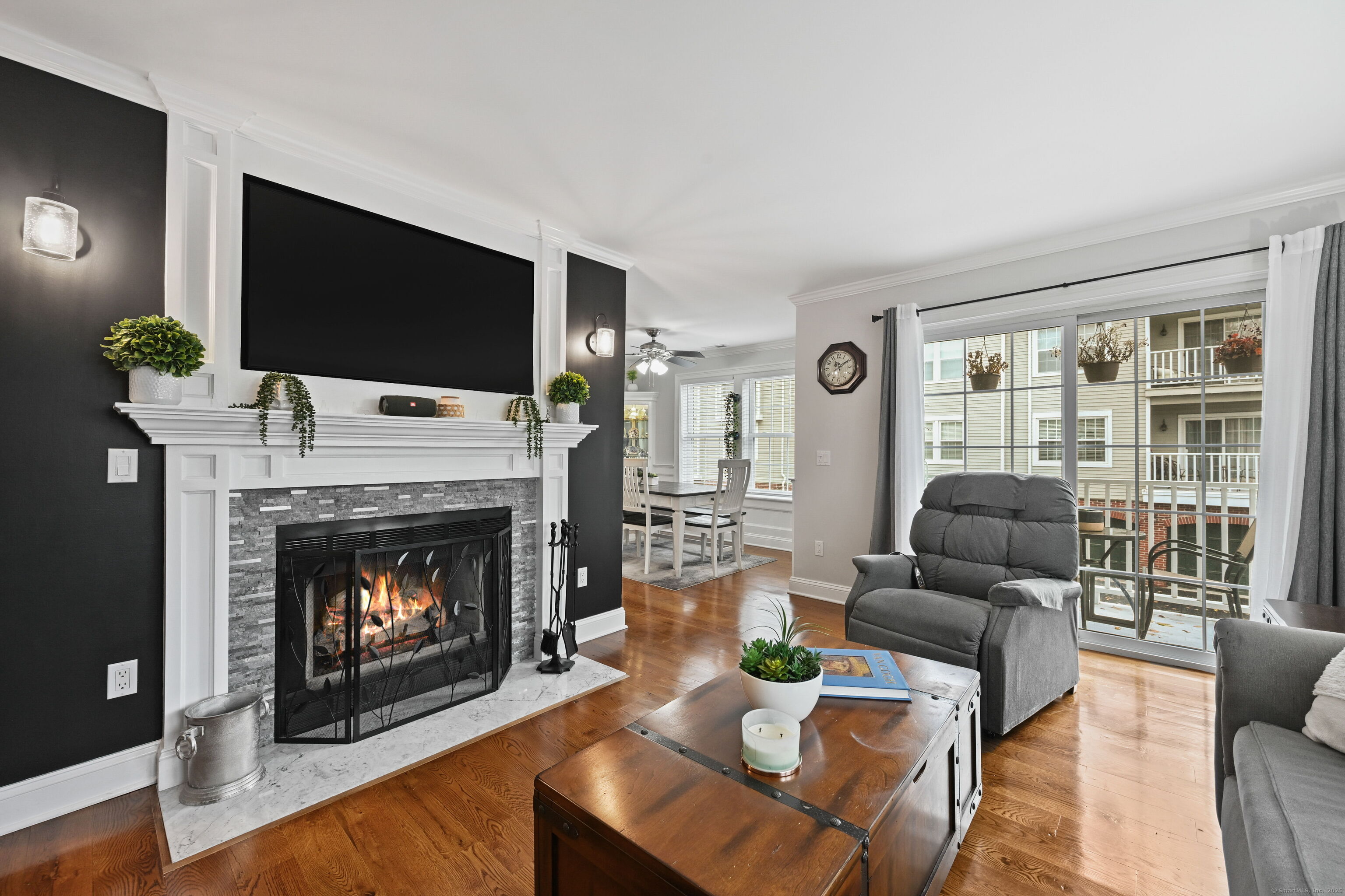 253 Mayfield Drive Trumbull CT 06611
