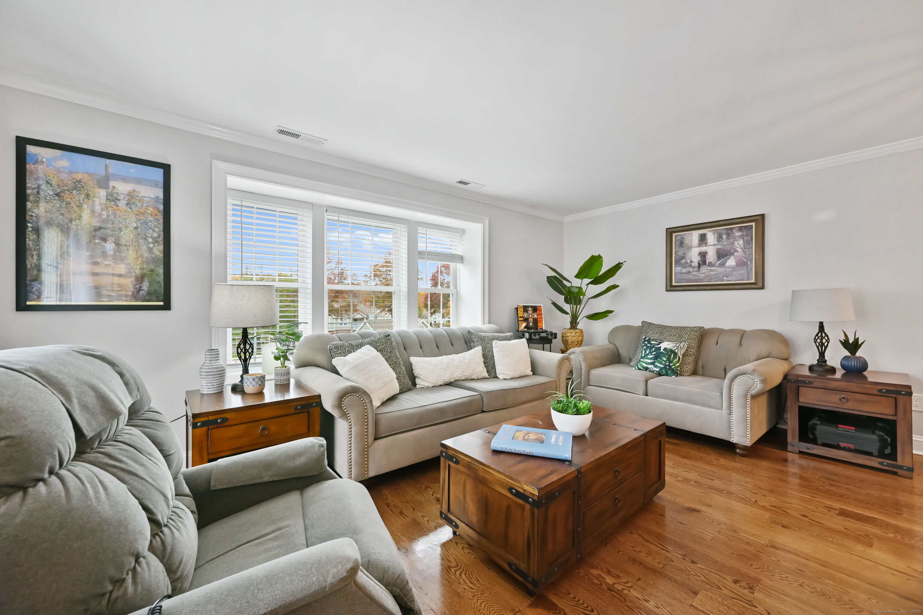 253 Mayfield Drive Trumbull CT 06611