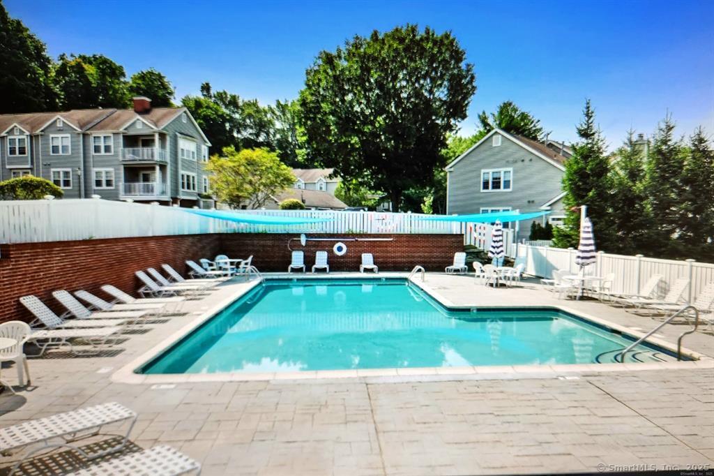 253 Mayfield Drive Trumbull CT 06611