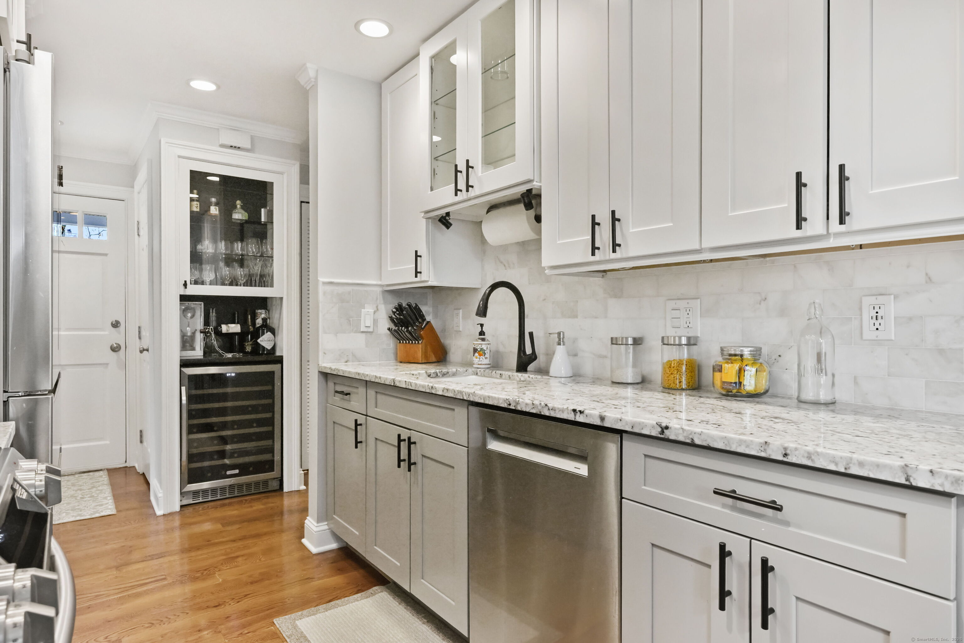 253 Mayfield Drive Trumbull CT 06611