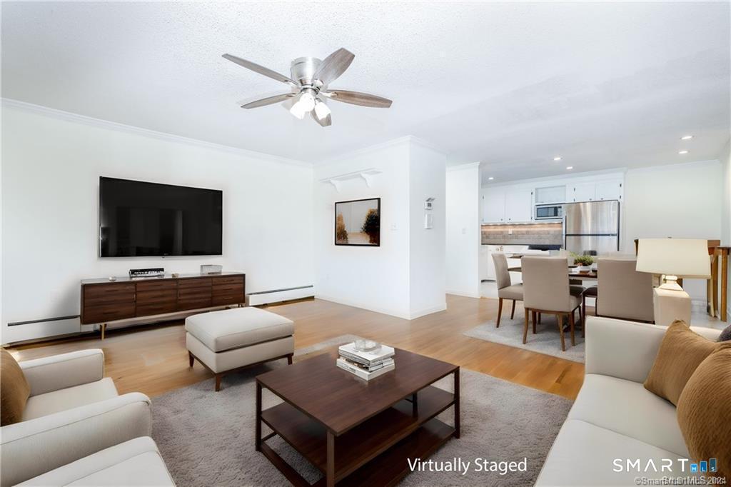 108 Oakwood Avenue West Hartford CT 06119