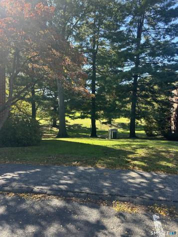 108 Oakwood Avenue West Hartford CT 06119