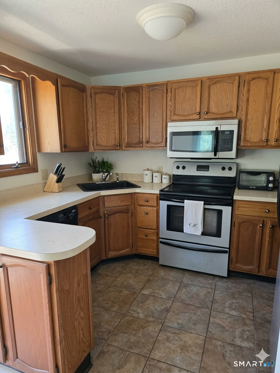 132 Butternut Lane Bristol CT 06010