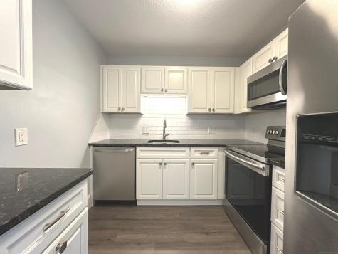 786 Heritage Village Southbury CT 06488