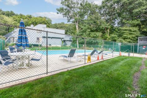 403 Plymouth Colony Branford CT 06405