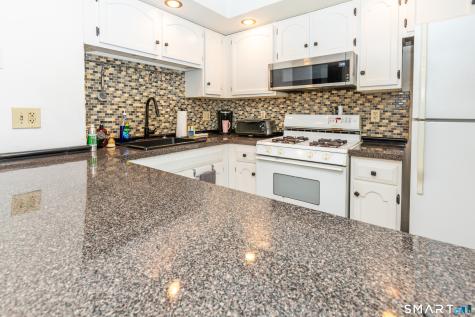 403 Plymouth Colony Branford CT 06405