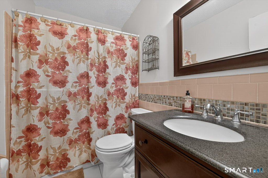 62 Monticello Drive Branford CT 06405