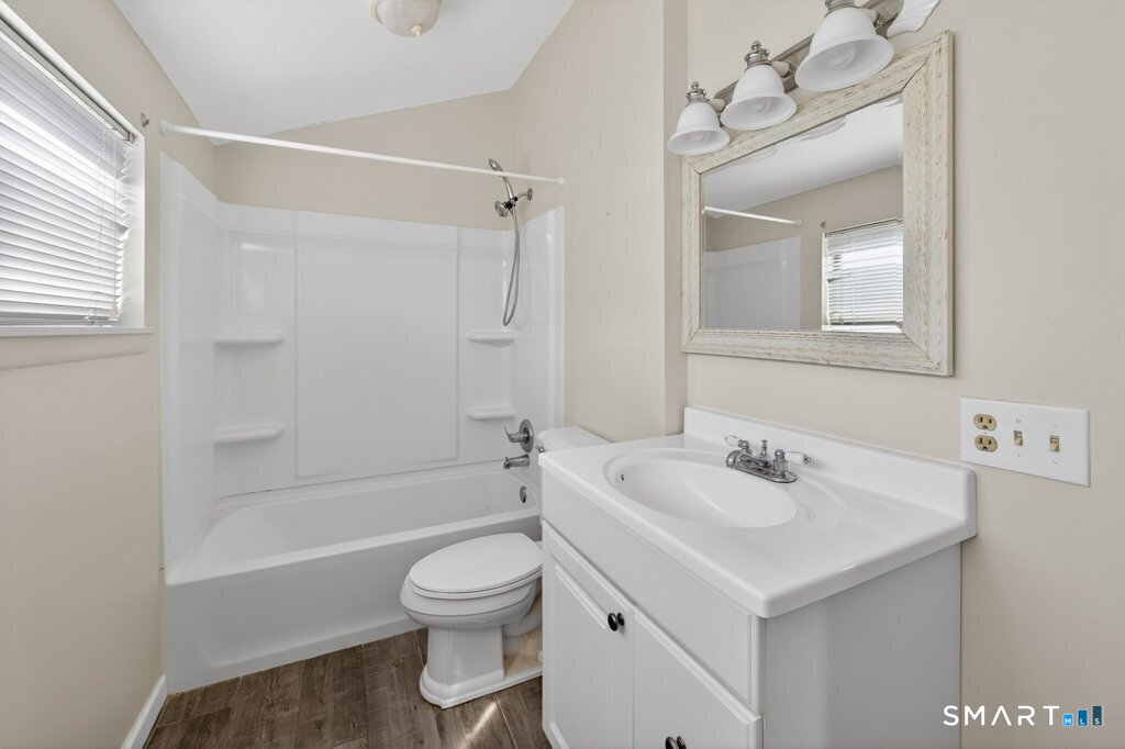 62 Monticello Drive Branford CT 06405