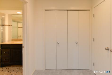 682 Heritage Village Southbury CT 06488