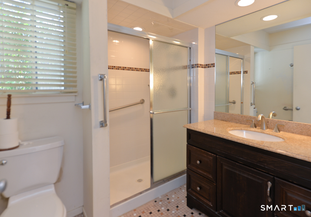 682 Heritage Village Southbury CT 06488
