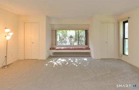 682 Heritage Village Southbury CT 06488
