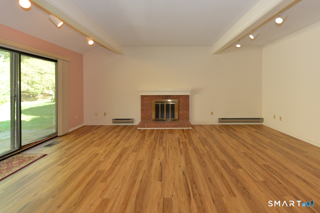 682 Heritage Village Southbury CT 06488