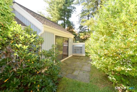 682 Heritage Village Southbury CT 06488
