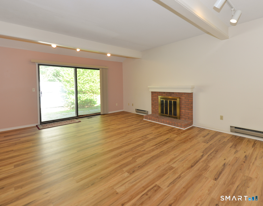 682 Heritage Village Southbury CT 06488