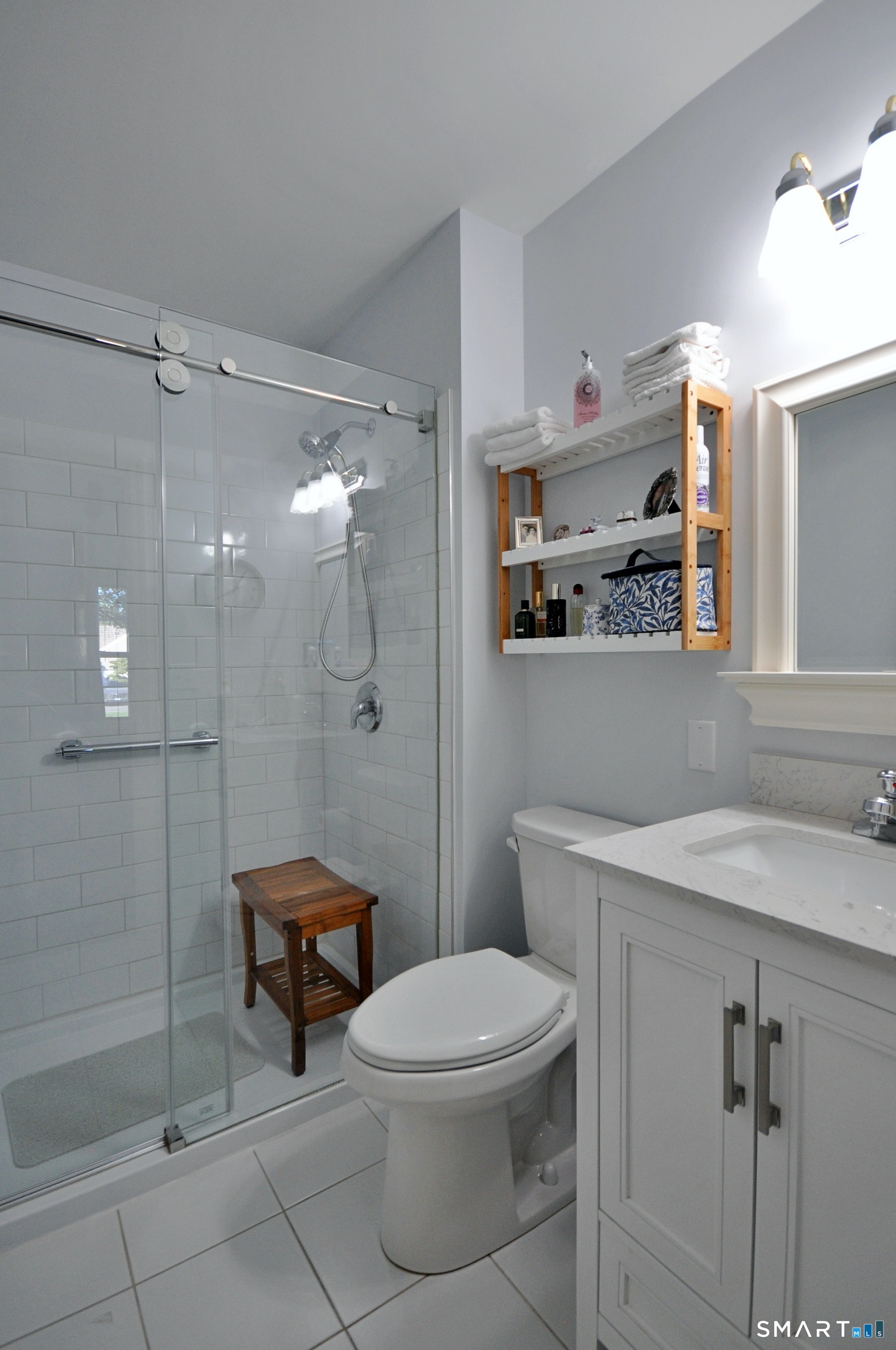 44 Elizabeth Circle Newtown CT 06482
