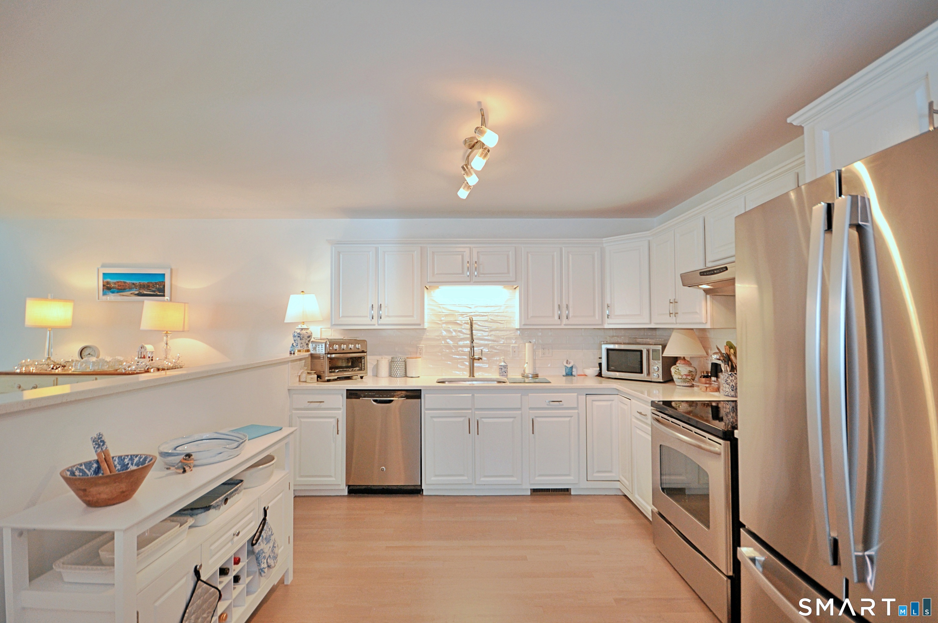44 Elizabeth Circle Newtown CT 06482