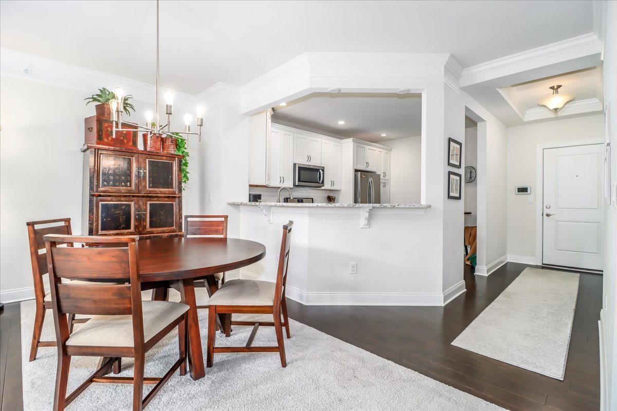 433 Brookside Court Newtown CT 06470