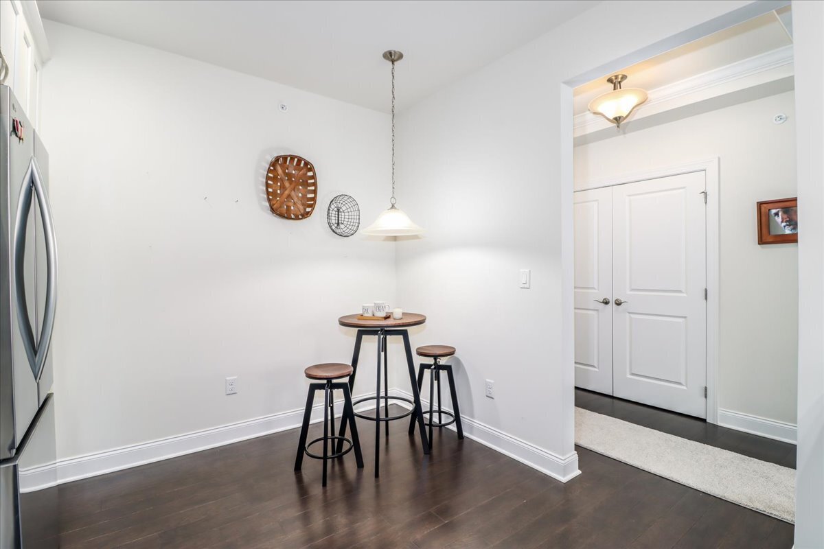 433 Brookside Court Newtown CT 06470
