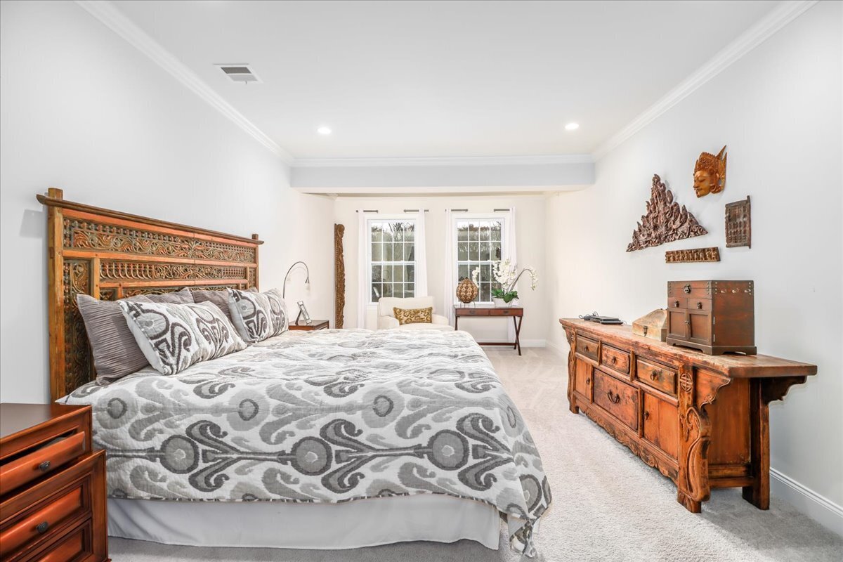 433 Brookside Court Newtown CT 06470