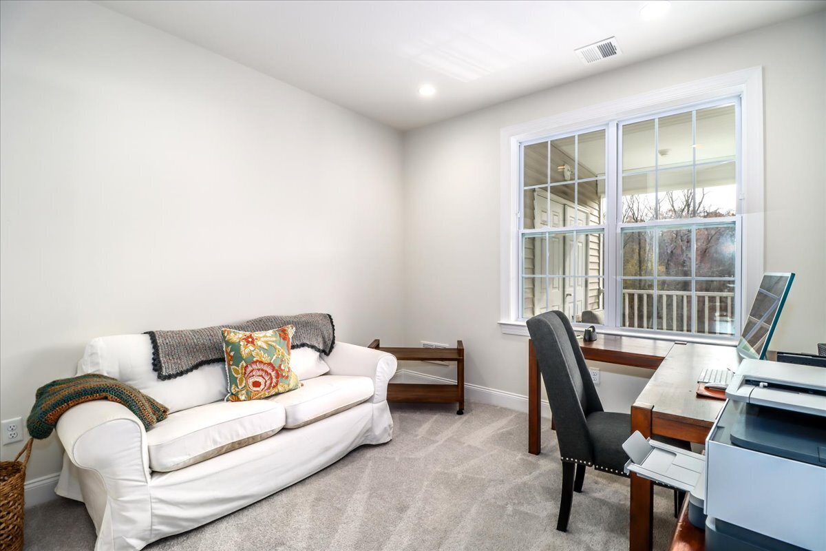 433 Brookside Court Newtown CT 06470