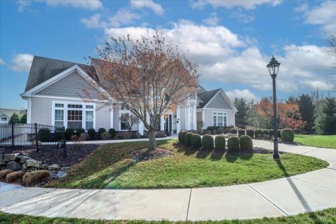 433 Brookside Court Newtown CT 06470
