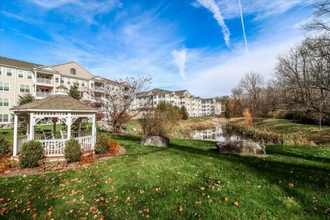 433 Brookside Court Newtown CT 06470