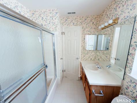 5 Kensington Road Monroe CT 06468