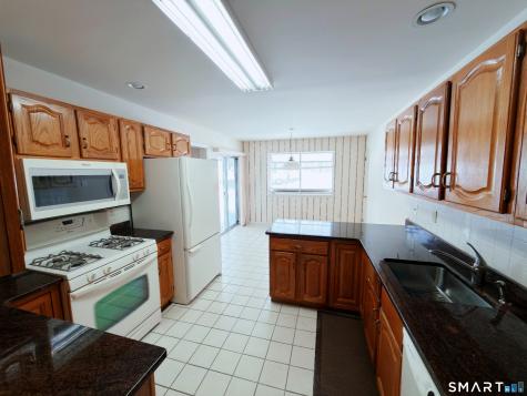 5 Kensington Road Monroe CT 06468