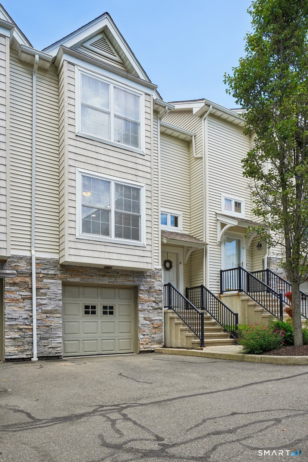 32 Crows Nest Lane Danbury CT 06810