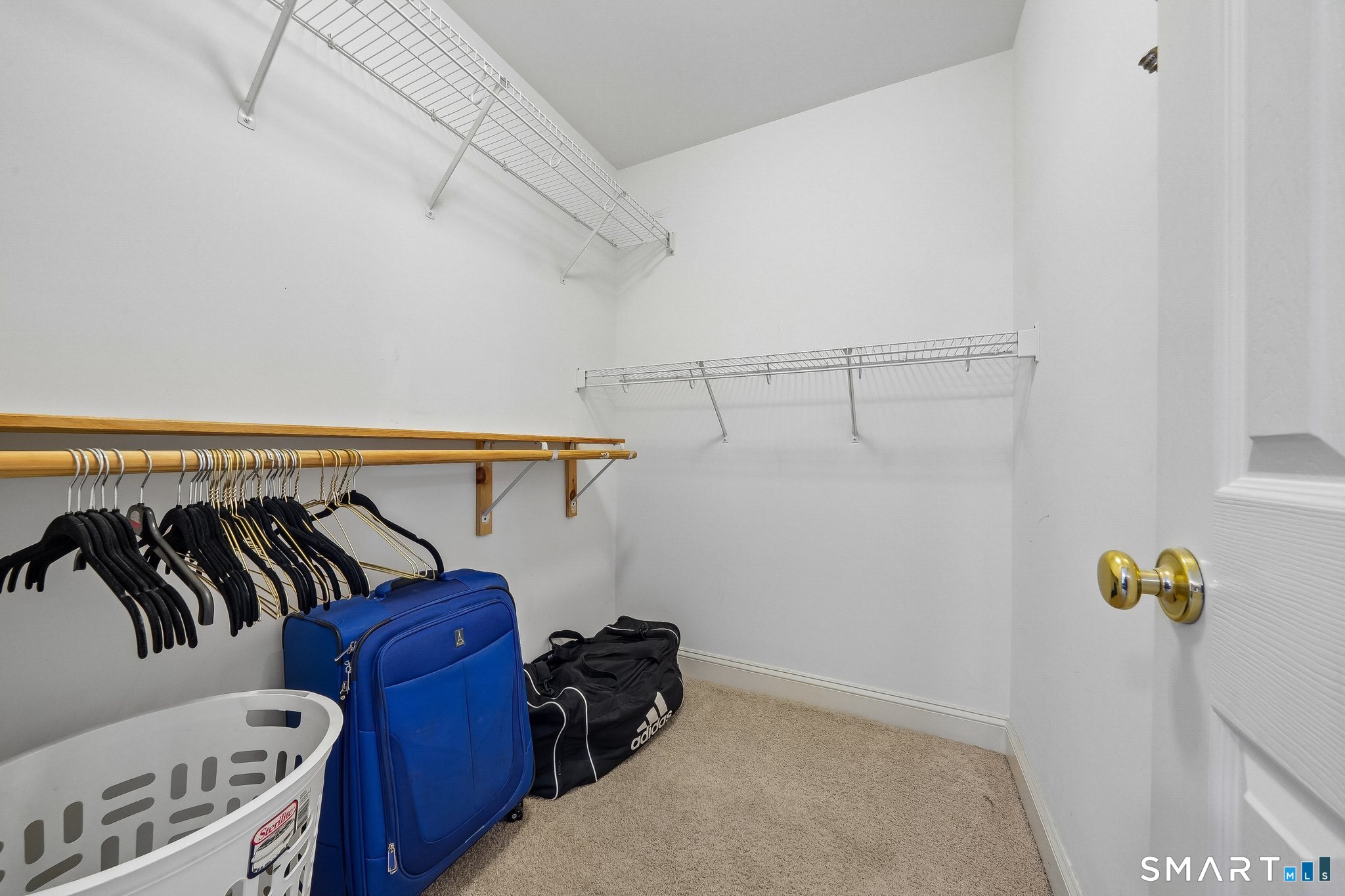 32 Crows Nest Lane Danbury CT 06810