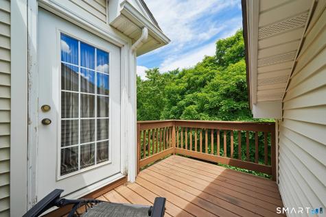 32 Crows Nest Lane Danbury CT 06810